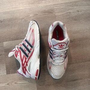 Adidas Adistar Cushion (White/Red)